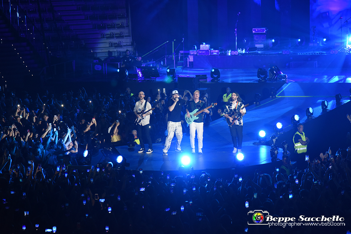 VBS_1632 - Concerto Pinguini Tattici Nucleari - Dove eravamo rimasti tour 2022.jpg